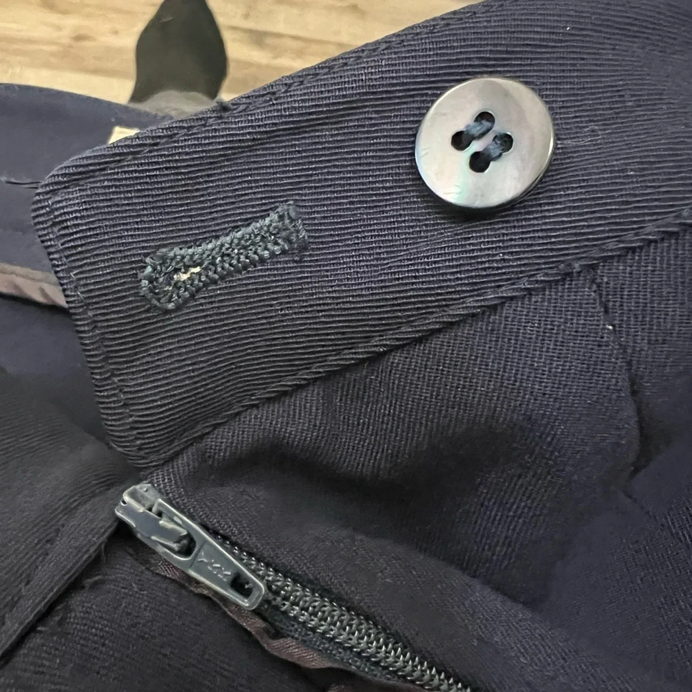 Vintage Liz Claiborne Women's Navy Trousers 100% wool sz 12 EUC